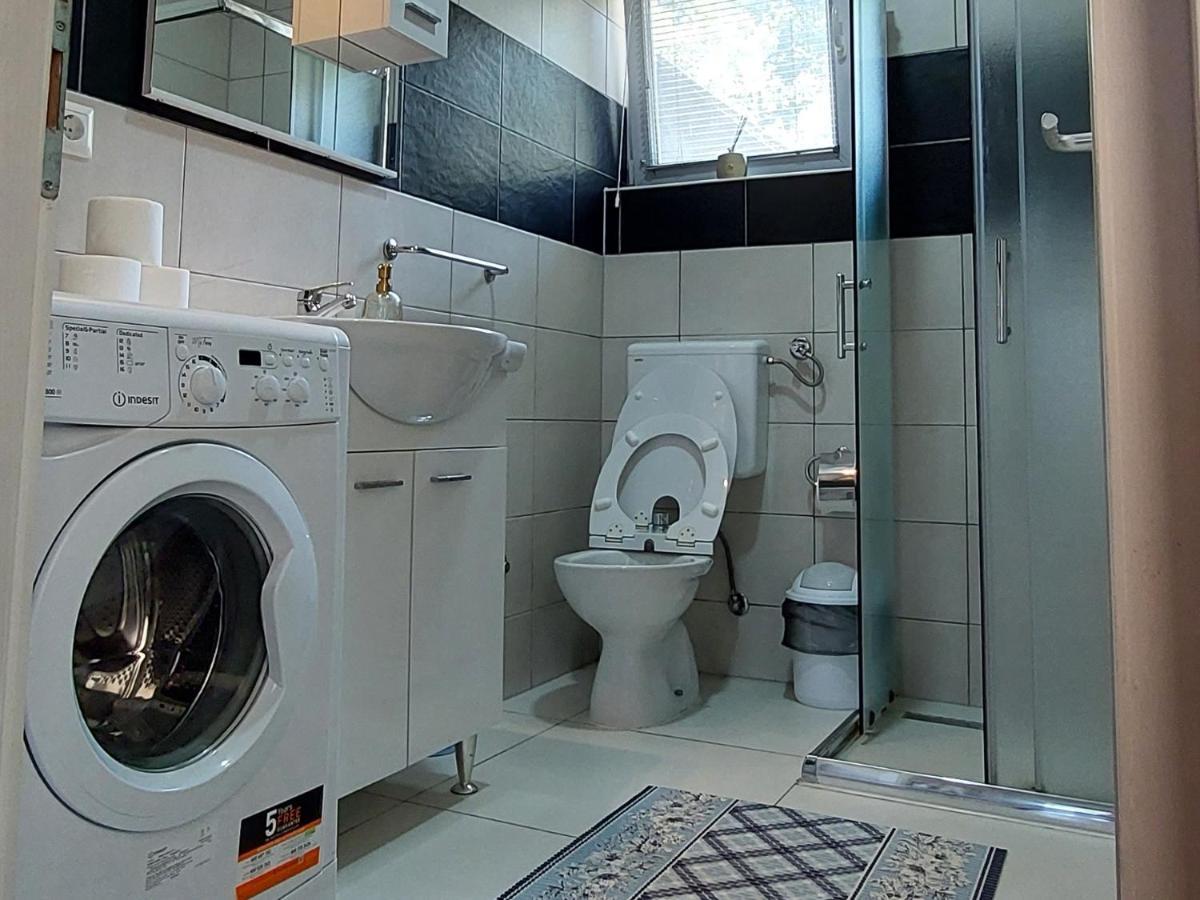 Apartments Window Бихач Экстерьер фото