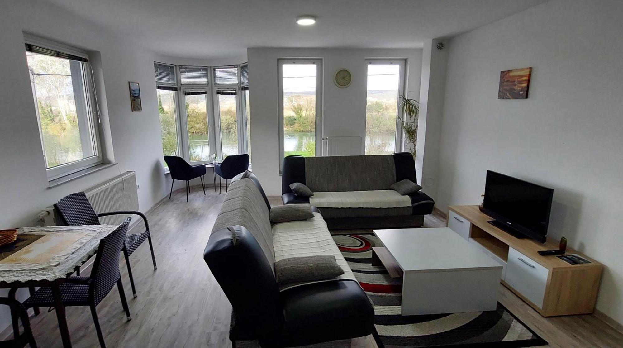 Apartments Window Бихач Экстерьер фото