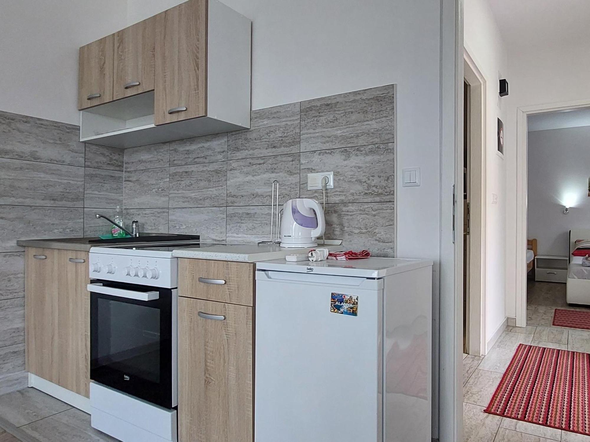 Apartments Window Бихач Экстерьер фото