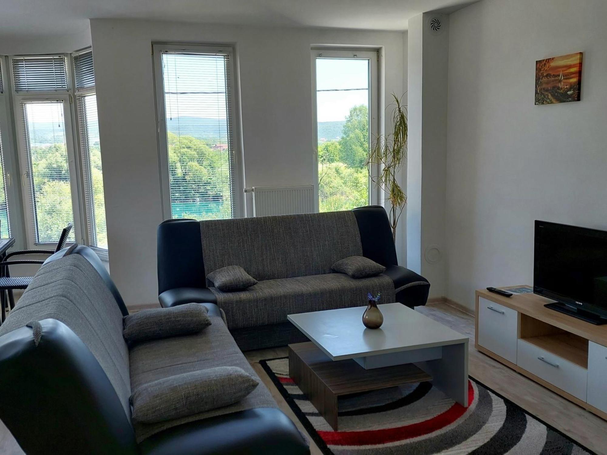 Apartments Window Бихач Экстерьер фото